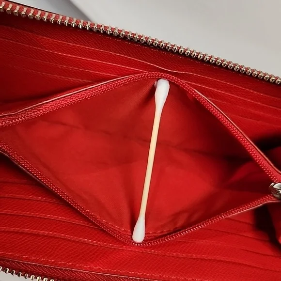 Coach Accordian Zip Wallet - Picture 9 of 9